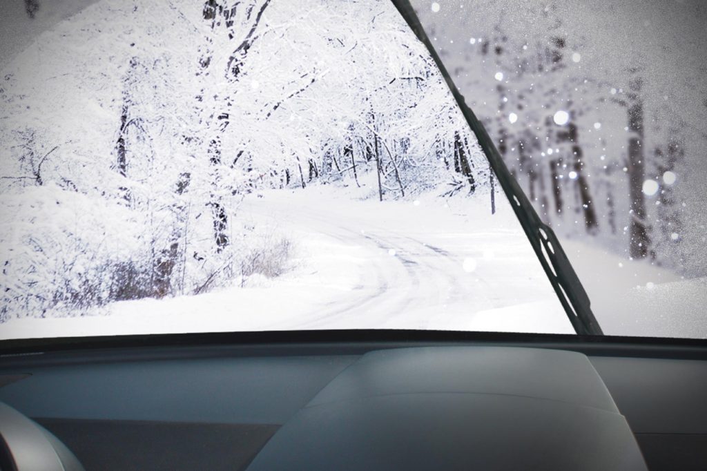 Windshield Wipers being used in the winter